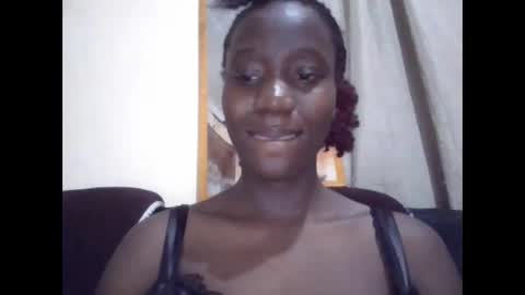 sexy_butty01 online show from 12-05-25, 06:59