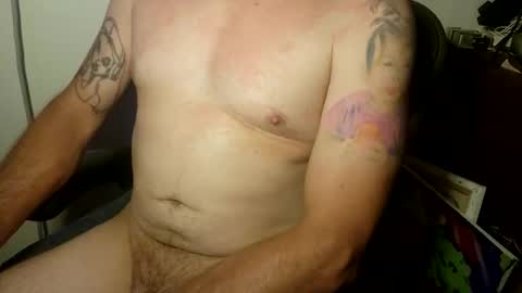 Snapshot of sexy_cayden chatting on 05-12-26, 02:30 Cayden online show from 05-12-26, 02:30
