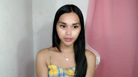 Snapshot of sexy_cistine chatting on 07-25-26, 02:20 Nicole online show from 07-25-26, 02:20