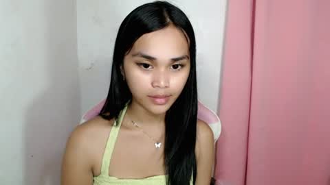 Snapshot of sexy_cistine chatting on 07-25-26, 10:29 Nicole online show from 07-25-26, 10:29