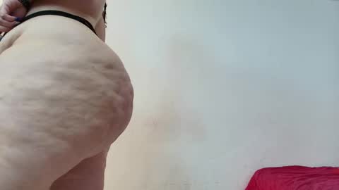 karla           instagram  online show from 02-03-25, 04:41