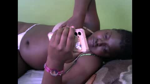 Snapshot of sexy_divana chatting on 01-09-25, 09:37 sexy_divana online show from 01-09-25, 09:37