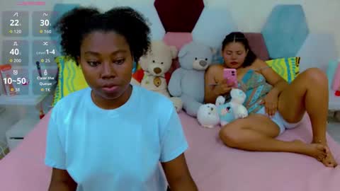 sexy_duo_girl online show from 05-22-26, 03:46