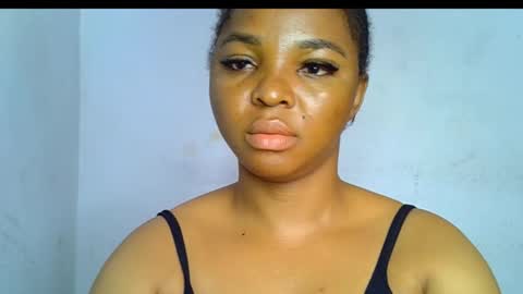 Snapshot of sexy_ebonygirl_ chatting on 10-11-25, 08:35 Clara online show from 10-11-25, 08:35