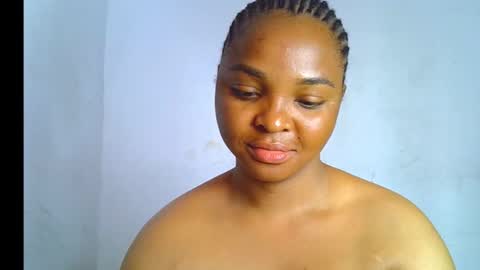 Clara online show from 12-04-25, 07:06