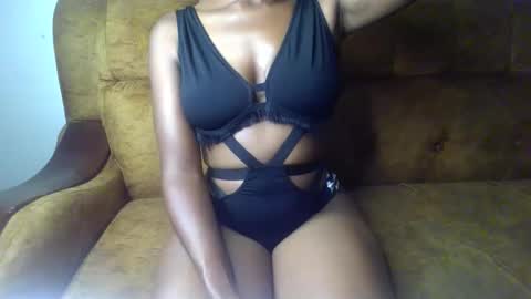 Ellahh online show from 05-22-26, 12:22