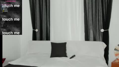 MY ONLYFANS page is back -   online show from 04-20-26, 10:11