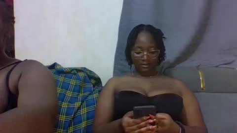 sexy_helle online show from 09-26-25, 01:15