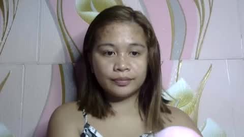 Snapshot of sexy_henley chatting on 02-25-26, 04:05 henley online show from 02-25-26, 04:05