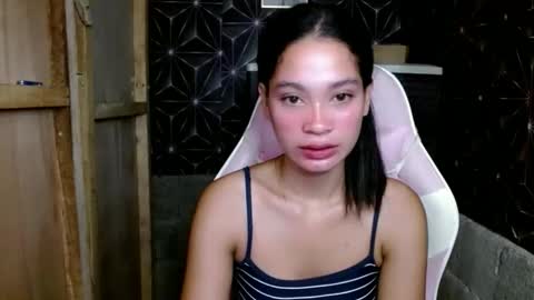 Snapshot of sexy_jeanxoxo chatting on 09-12-25, 10:43 sexy_jeanxoxo online show from 09-12-25, 10:43