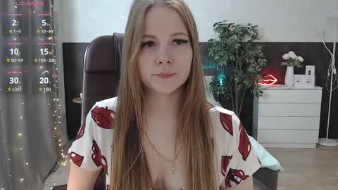 Jennifer online show from 02-15-25, 03:17