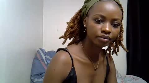 sexy_june20 online show from 07-23-26, 09:35