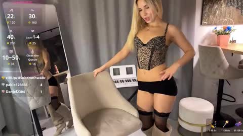 Snapshot of sexy_katze chatting on 02-19-26, 08:49 Kate online show from 02-19-26, 08:49