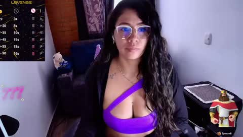 Snapshot of sexy_kendall24 chatting on 05-13-26, 08:49 laura online show from 05-13-26, 08:49