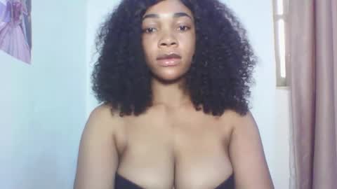 Snapshot of sexy_kitty881 chatting on 10-09-25, 01:42 Sexy kitty881 online show from 10-09-25, 01:42