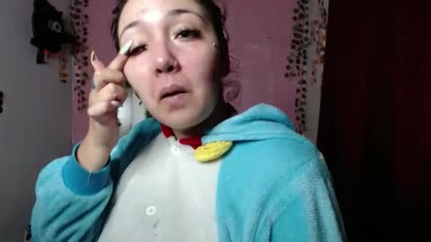 sexy lolas online show from 03-05-25, 06:33