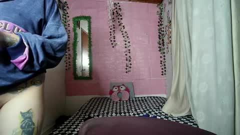 sexy lolas online show from 05-12-26, 05:15