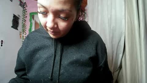 sexy lolas online show from 06-01-26, 05:09