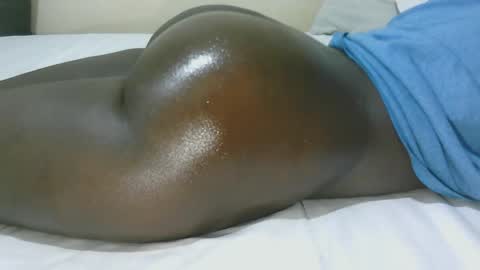 Snapshot of sexy_loner07 chatting on 02-10-26, 06:56 Loner online show from 02-10-26, 06:56