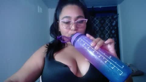Snapshot of sexy_love_15 chatting on 04-26-26, 05:27 SIRENA LOVE online show from 04-26-26, 05:27