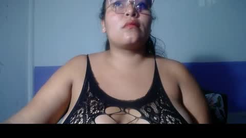 Snapshot of sexy_love_15 chatting on 05-07-26, 05:35 SIRENA LOVE online show from 05-07-26, 05:35