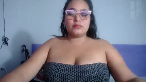 Snapshot of sexy_love_15 chatting on 06-01-26, 04:58 SIRENA LOVE online show from 06-01-26, 04:58