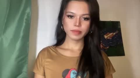 Snapshot of sexy_maevemorexxx chatting on 04-28-26, 09:36 Nicole online show from 04-28-26, 09:36