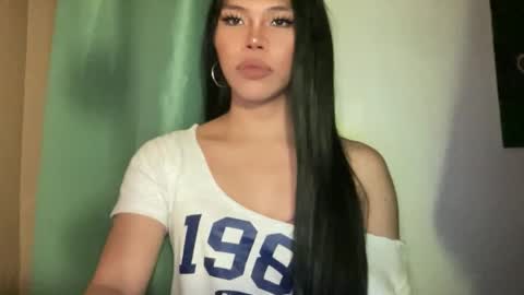 Snapshot of sexy_maevemorexxx chatting on 05-13-26, 06:05 Nicole online show from 05-13-26, 06:05