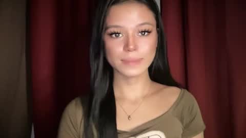 Snapshot of sexy_maevemorexxx chatting on 05-27-26, 02:41 Nicole online show from 05-27-26, 02:41