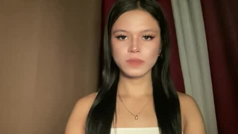 Snapshot of sexy_maevemorexxx chatting on 05-28-26, 01:03 Nicole online show from 05-28-26, 01:03