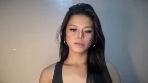 Nicole online show from 06-04-26, 03:07