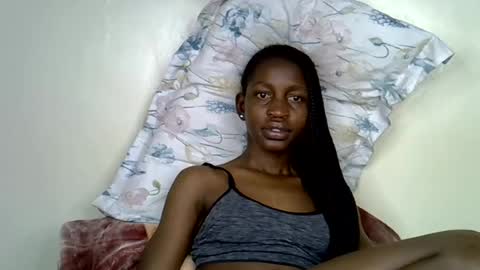 Snapshot of sexy_marrie chatting on 07-20-26, 09:23 marie online show from 07-20-26, 09:23