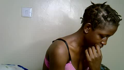 Snapshot of sexy_marrie chatting on 07-22-26, 12:24 marie online show from 07-22-26, 12:24