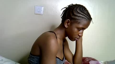 Snapshot of sexy_marrie chatting on 07-28-26, 07:39 marie online show from 07-28-26, 07:39