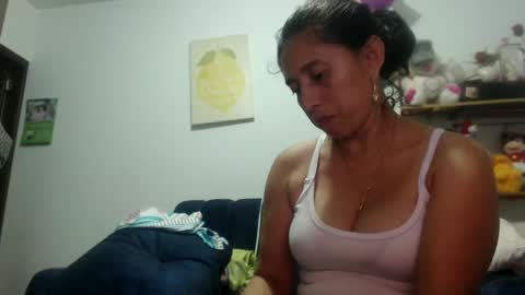 Mary online show from 10-01-25, 01:33