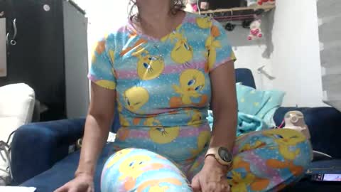 Mary online show from 11-10-25, 02:32