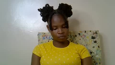 Molyne online show from 03-10-26, 01:38