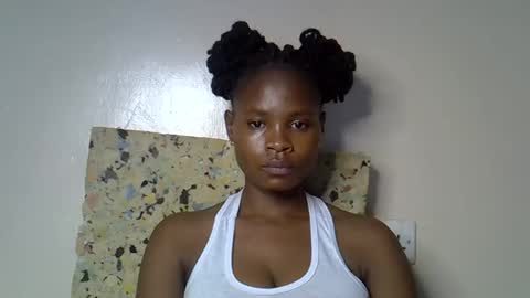 Molyne online show from 03-23-26, 01:59