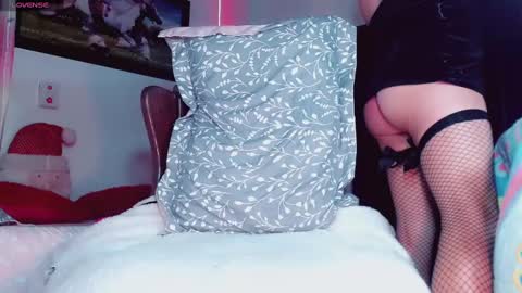 queen online show from 12-29-24, 11:18