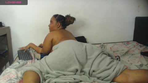 Jhoana online show from 12-12-24, 05:20