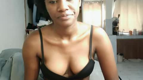 Nyla online show from 04-01-26, 11:11