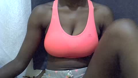 Snapshot of sexy_peach4 chatting on 06-17-26, 10:06 sexy_peach4 online show from 06-17-26, 10:06