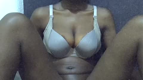 Snapshot of sexy_peach4 chatting on 06-19-26, 11:52 sexy_peach4 online show from 06-19-26, 11:52