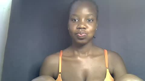 Snapshot of sexy_peach4 chatting on 06-30-26, 09:43 sexy_peach4 online show from 06-30-26, 09:43