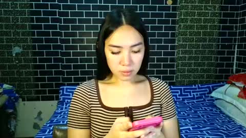 hi im queenie online show from 07-19-26, 02:04