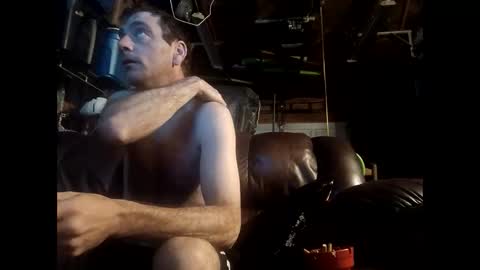 Snapshot of sexy_richy chatting on 09-24-25, 09:01 RICHY online show from 09-24-25, 09:01