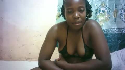 sexy_sandrah online show from 05-12-26, 06:38