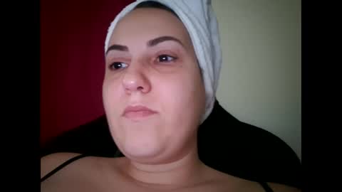 Snapshot of sexy_slimm25 chatting on 06-06-26, 03:39 Slimm online show from 06-06-26, 03:39
