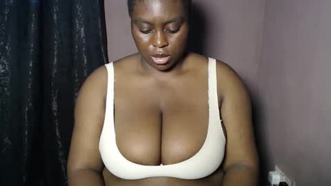 Snapshot of sexy_wet_ria chatting on 05-05-26, 05:48 ria online show from 05-05-26, 05:48