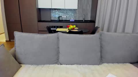 Snapshot of sexyangeloux chatting on 01-21-25, 07:39 Lou online show from 01-21-25, 07:39